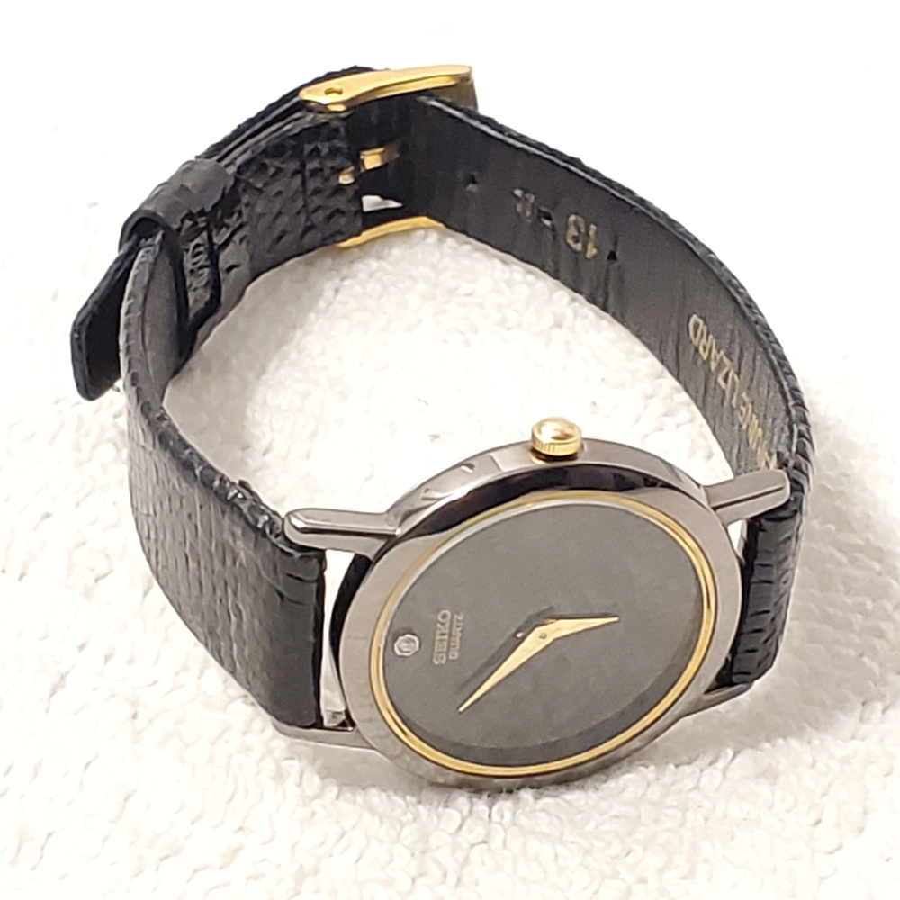 Vintage Seiko Women's Quartz Watch Gold Tone Black Dial Diamond Stainless Steel - Picture 7 of 16